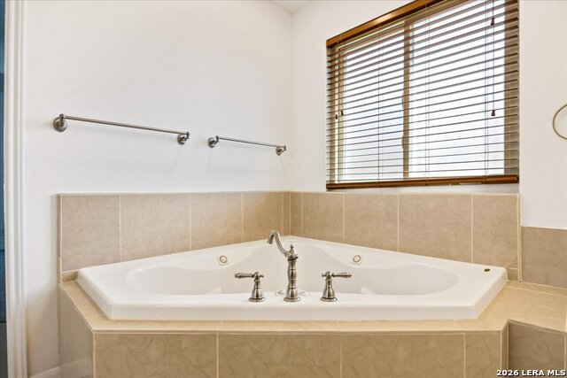 Image 24 of 40 For 5919 Windy Cove