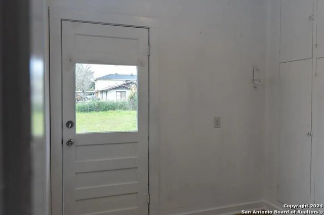 Image 12 of 12 For 719 Kelly St