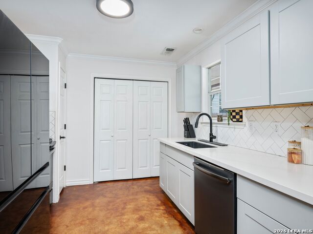 Image 13 of 38 For 786 Deep Water Drive