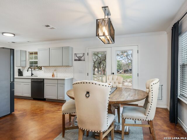 Image 18 of 38 For 786 Deep Water Drive