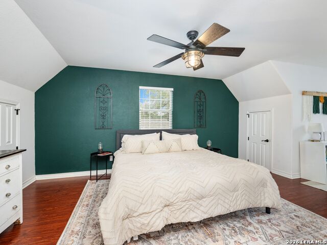 Image 27 of 38 For 786 Deep Water Drive