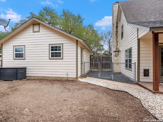 Image 35 of 38 For 786 Deep Water Drive