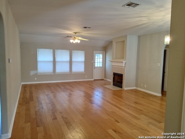 Image 2 of 16 For 7607 Braun Cir