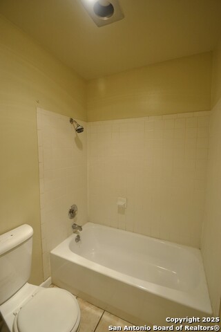 Image 11 of 15 For 8623 Tamarisk St