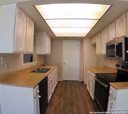 Image 3 of 15 For 8623 Tamarisk St