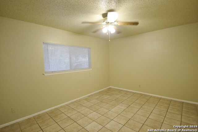 Image 8 of 15 For 8623 Tamarisk St
