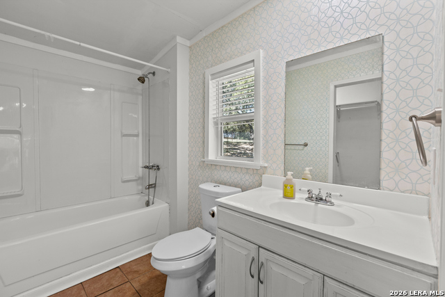 Image 12 of 47 For 130 Scenic View Dr