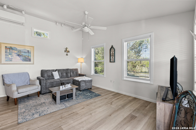 Image 30 of 47 For 130 Scenic View Dr