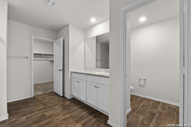 Image 11 of 28 For 4021 Lilac Path