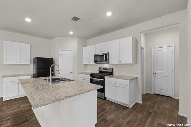 Image 7 of 28 For 4021 Lilac Path