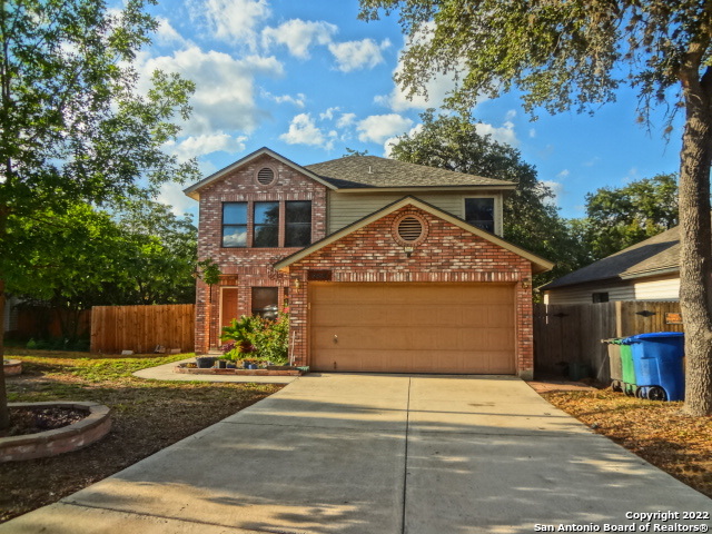 Listing photo id 0 for 9415 Silverfeather