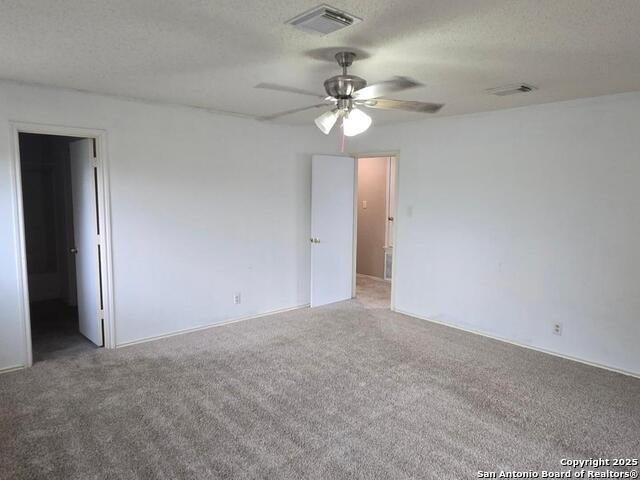 Listing photo id 36 for 9415 Silverfeather