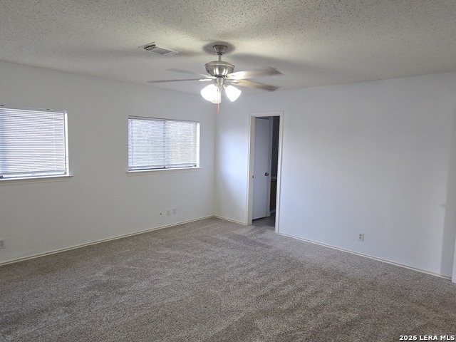 Listing photo id 49 for 9415 Silverfeather