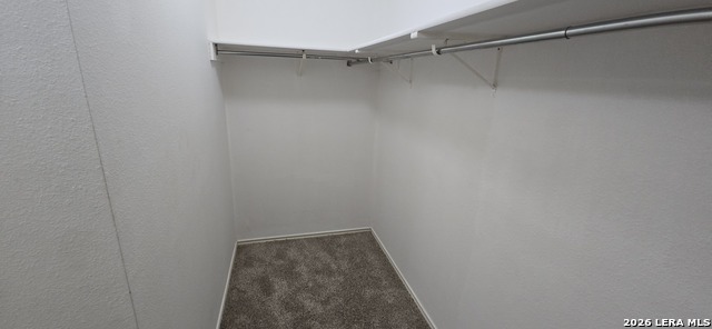 Listing photo id 52 for 9415 Silverfeather