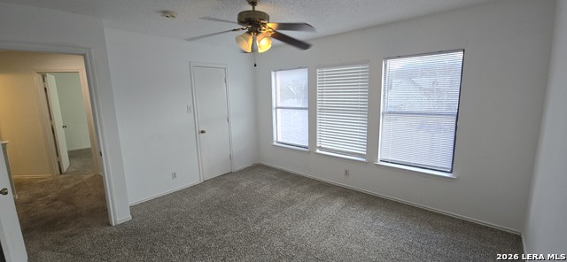 Listing photo id 57 for 9415 Silverfeather