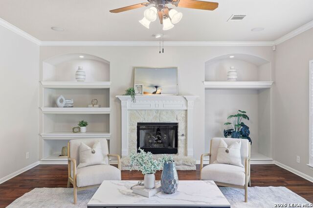 Image 16 of 38 For 831 Queens Oak