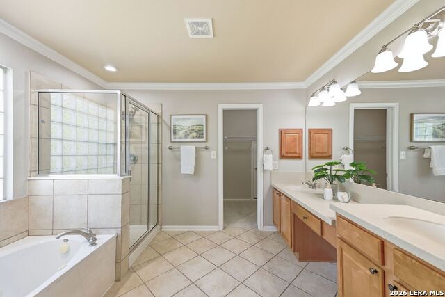 Image 32 of 38 For 831 Queens Oak