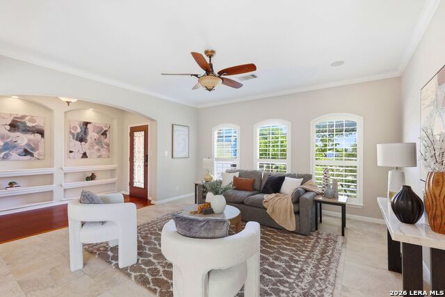 Image 5 of 38 For 831 Queens Oak