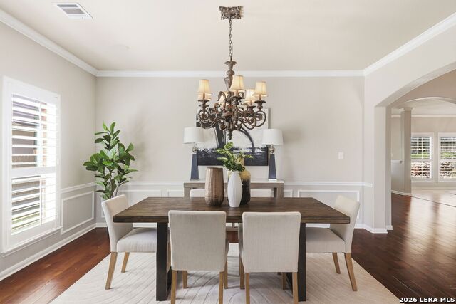 Image 8 of 38 For 831 Queens Oak