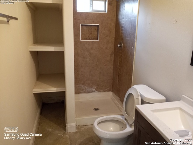 Image 4 of 5 For 601 Coleman  1