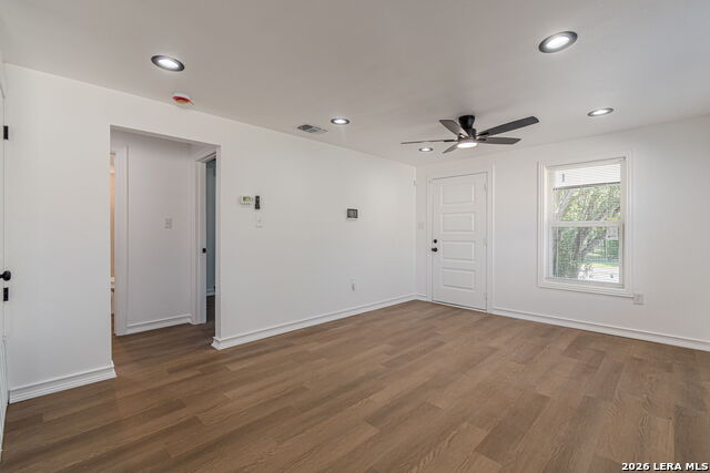 Image 16 of 34 For 524 Avenue B