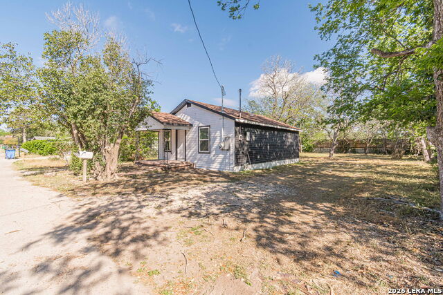 Image 2 of 34 For 524 Avenue B