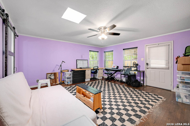 Image 16 of 34 For 2231 Woodlawn Ave W