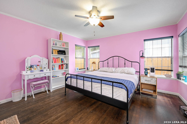 Image 21 of 34 For 2231 Woodlawn Ave W