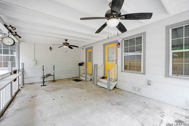 Image 27 of 34 For 2231 Woodlawn Ave W