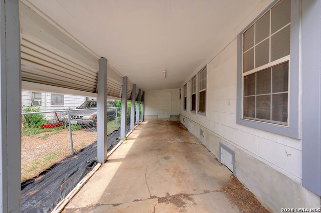 Image 33 of 34 For 2231 Woodlawn Ave W