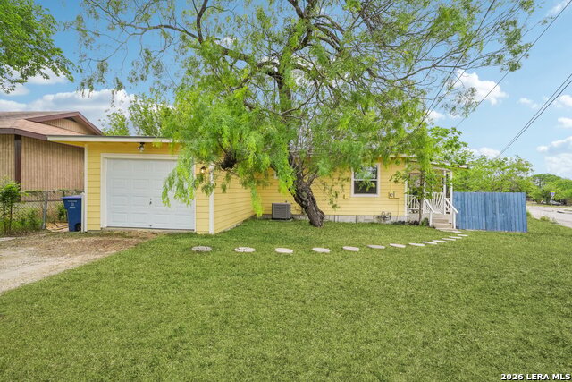 Image 22 of 31 For 12702 Middle Lane