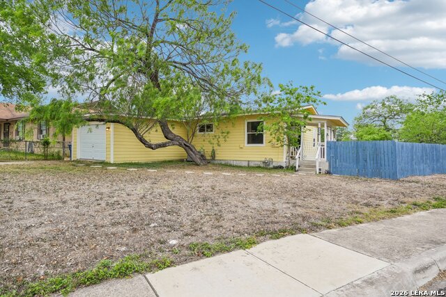 Image 25 of 31 For 12702 Middle Lane