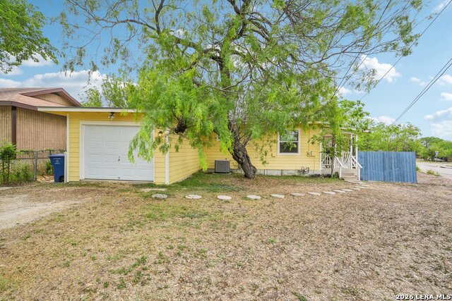 Image 26 of 31 For 12702 Middle Lane