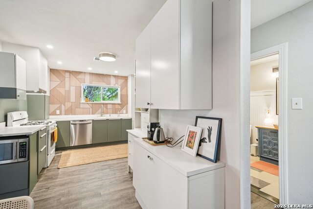 Image 4 of 31 For 12702 Middle Lane