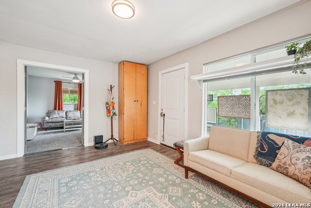 Image 9 of 31 For 12702 Middle Lane