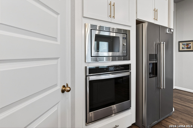 Image 14 of 33 For 3330 Rizzoli Ave