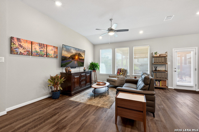 Image 6 of 33 For 3330 Rizzoli Ave