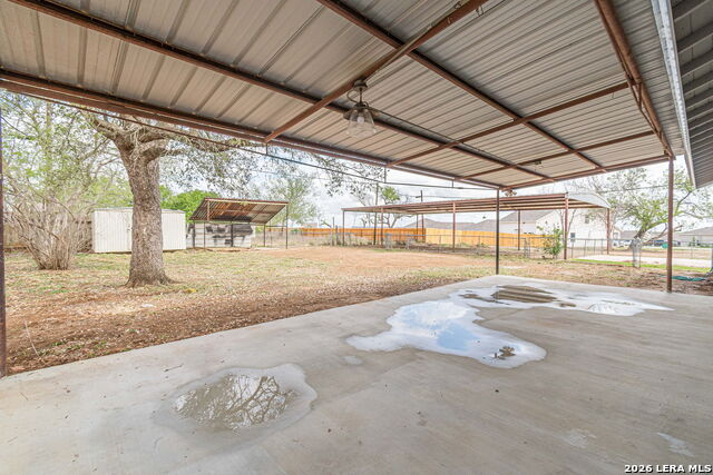 Image 17 of 19 For 1315 Olive  