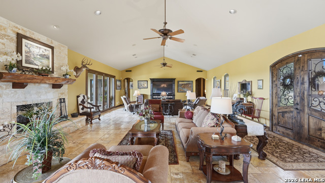 Image 11 of 49 For 13661 Highway 90 E