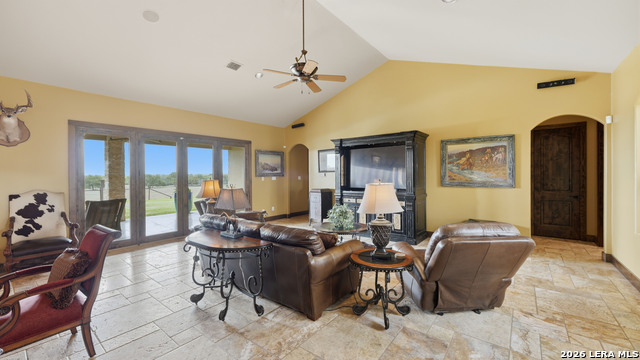 Image 12 of 49 For 13661 Highway 90 E