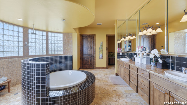 Image 17 of 49 For 13661 Highway 90 E