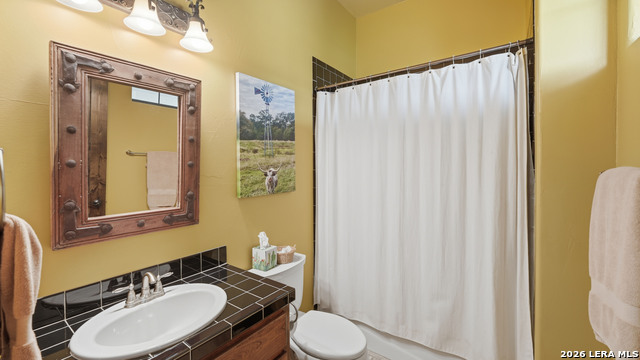 Image 39 of 49 For 13661 Highway 90 E