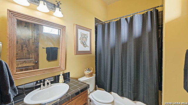 Image 41 of 49 For 13661 Highway 90 E