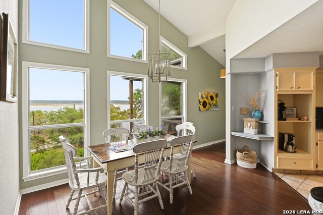 Image 13 of 68 For 1518 Lakeside