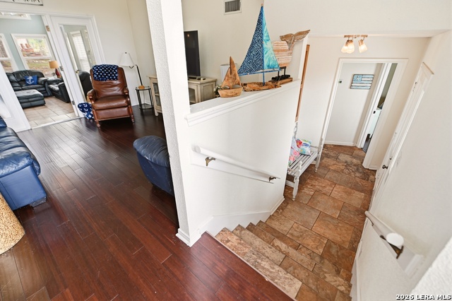 Image 26 of 68 For 1518 Lakeside