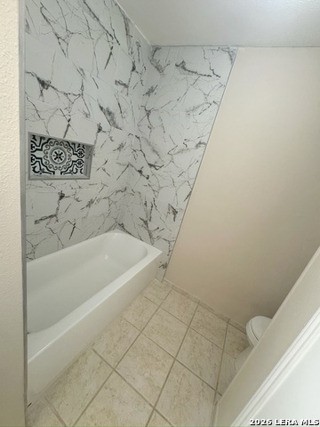 Image 15 of 24 For 9227 Blockade Dr