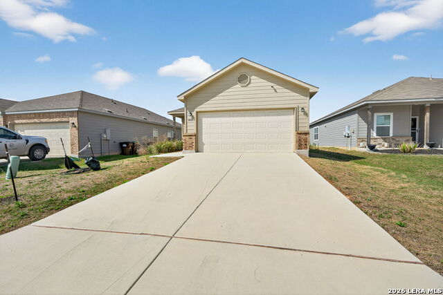 Image 3 of 26 For 14643 Hackamore