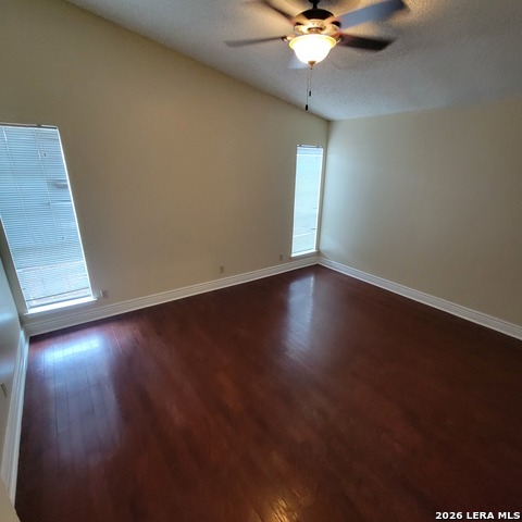 Image 13 of 16 For 1922 Oakline Dr