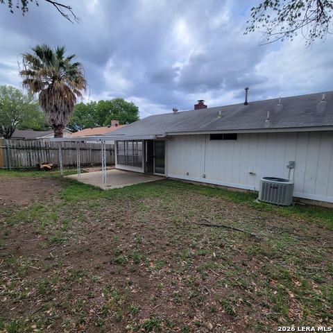 Image 16 of 16 For 1922 Oakline Dr