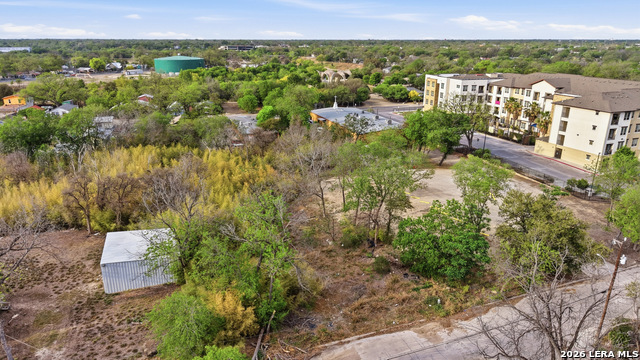 Image 3 of 16 For 124 Mckay Ave